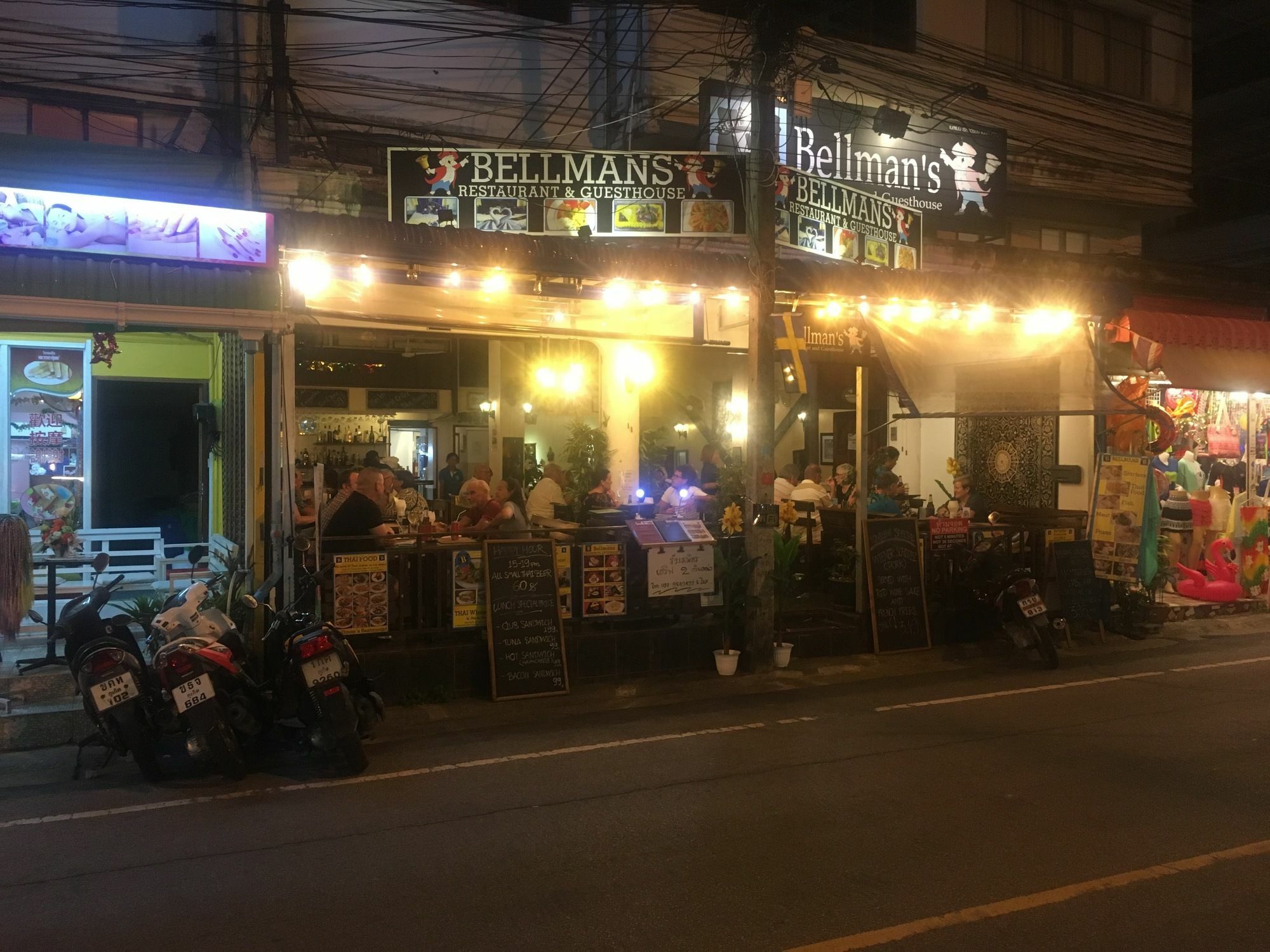 Bellmans Restaurant & Guesthouse Karon Esterno foto