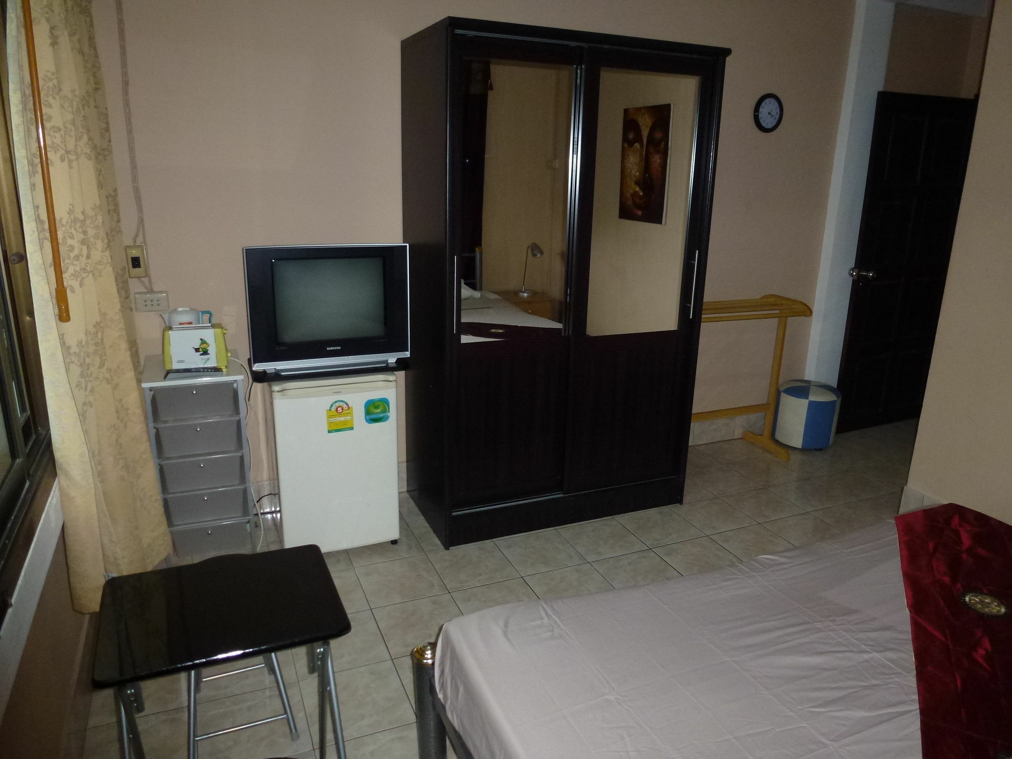 Bellmans Restaurant & Guesthouse Karon Esterno foto