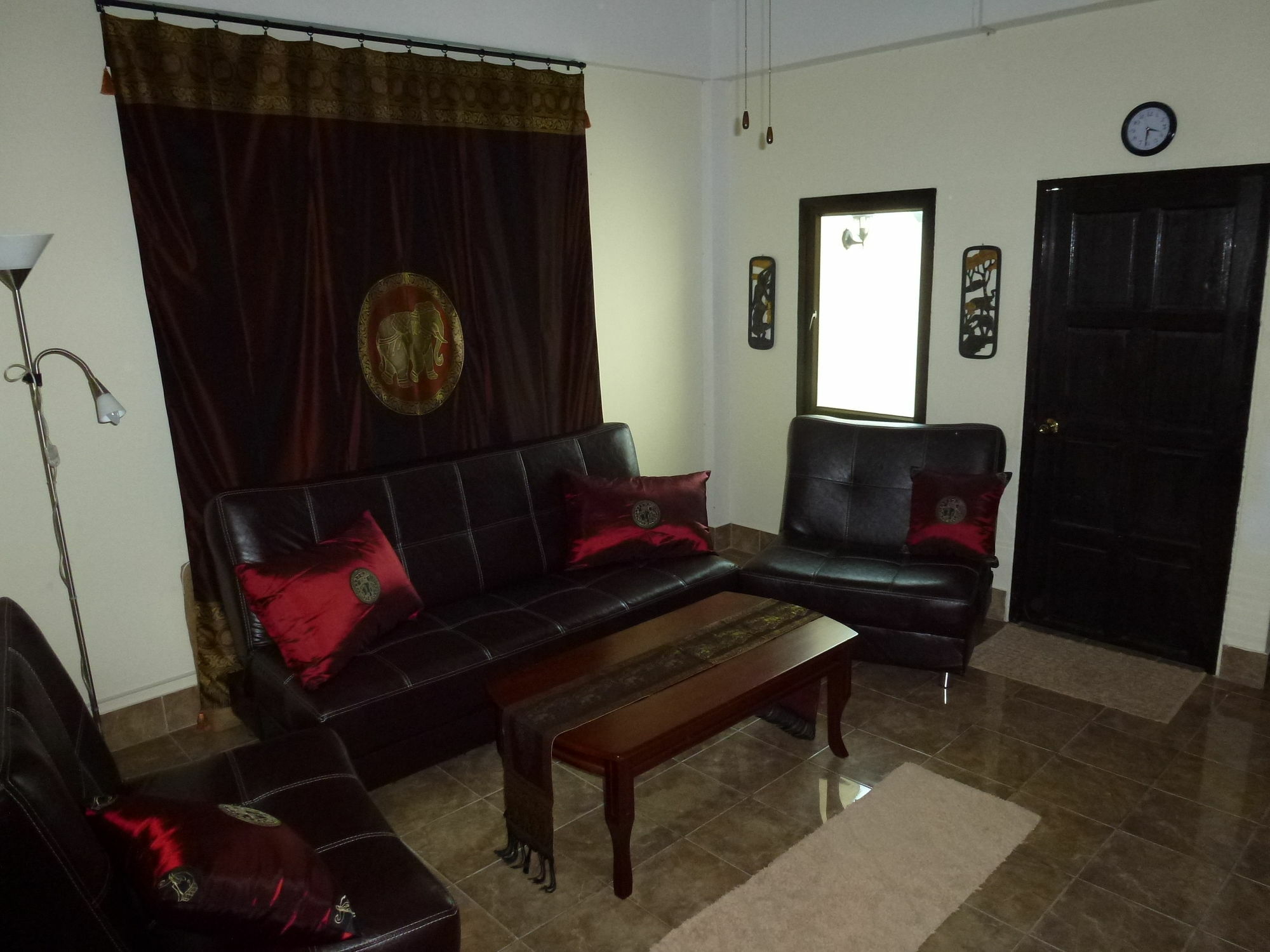 Bellmans Restaurant & Guesthouse Karon Esterno foto